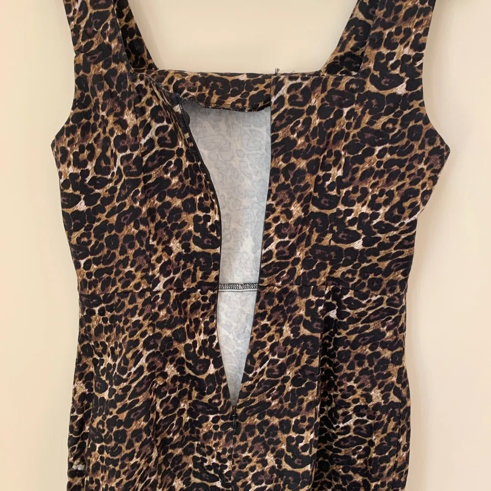 NWOT Forever 21 cheetah square neck dress! - Image 7