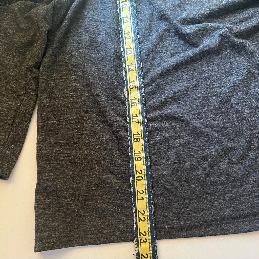 Old Navy Dark Gray Lace Sleeve Long Sleeve Top - Image 7