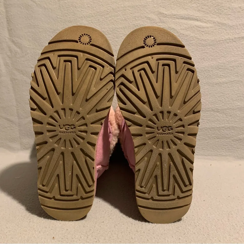 UGG Australia Sheepskin Classic Short Light Pink Boots Size 4 - Image 6