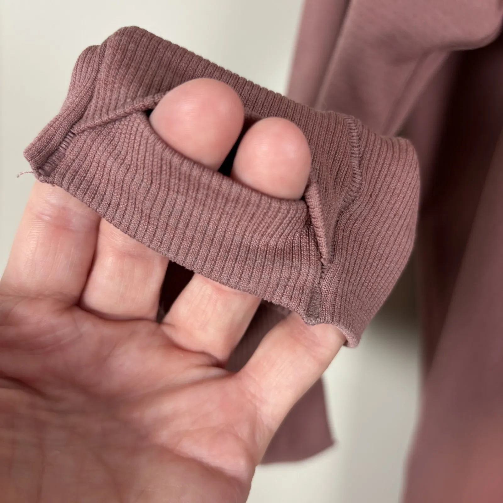 Lululemon Swiftly Tech Top Long Sleeve 2.0 Women 18 Mauve Pink Active Athleisure - Image 8