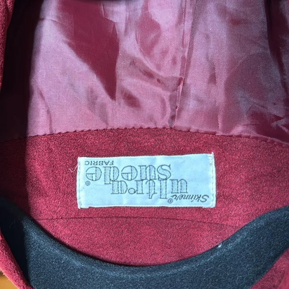 Vintage Count Rome Ltd. Maroon Skinner Ultra Suede Fabric Size XL Red - Image 5