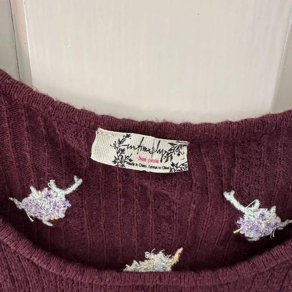 Free People Brown Embroidered Floral Sleeveless Crop Blouse/Sweater Large - Image 3