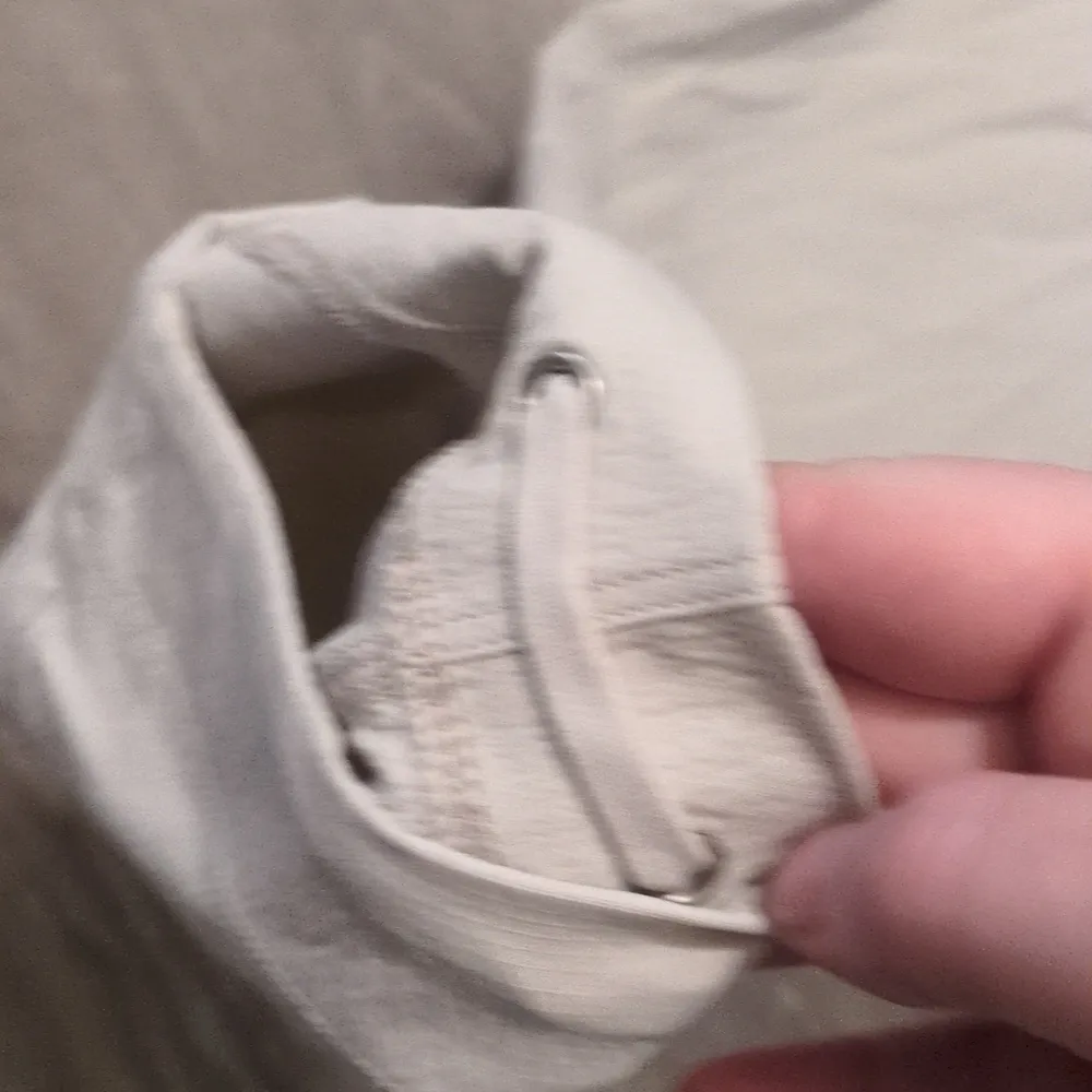 Athleta trekkie hike pants size 14 - Image 2