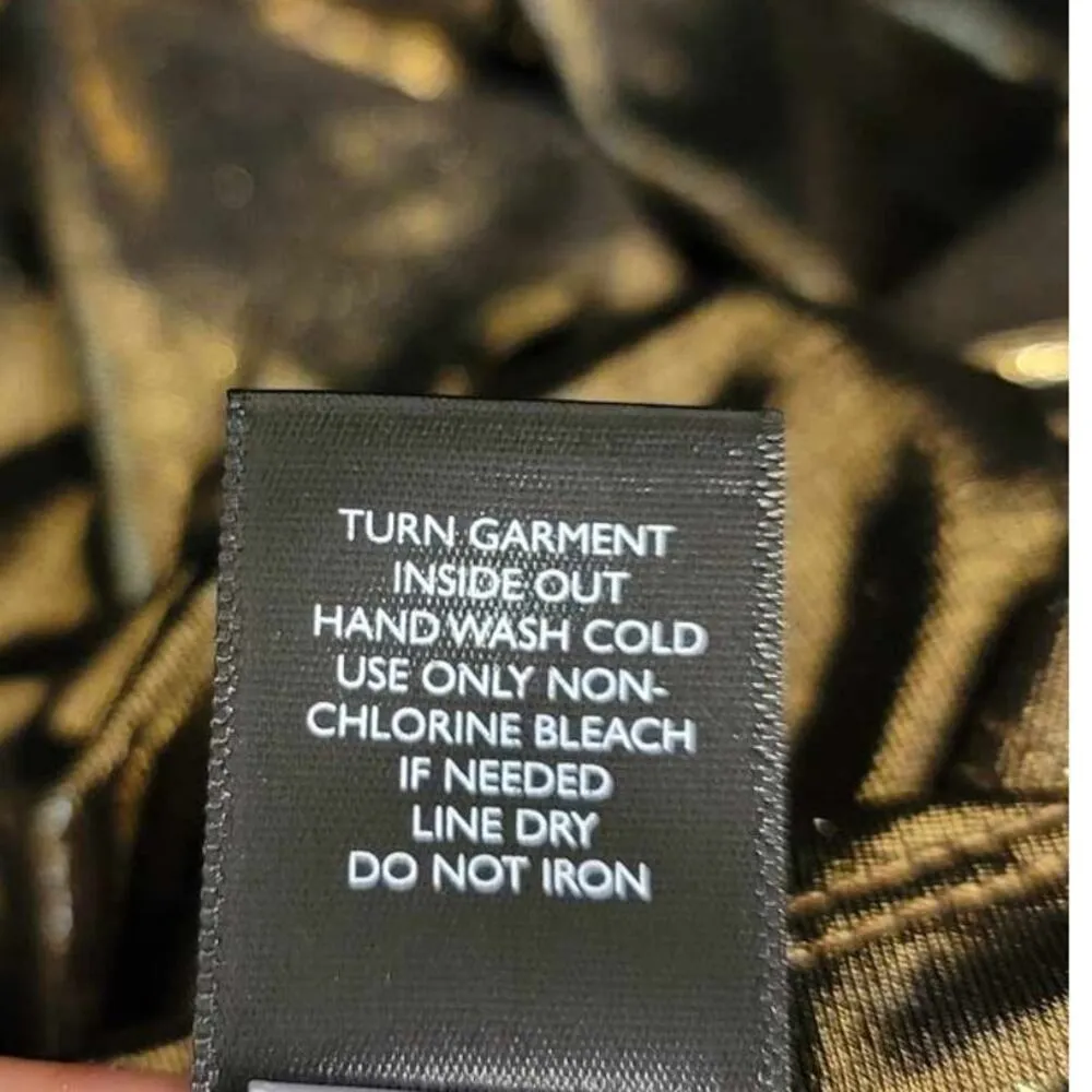 Torrid Liquid Shine Surplice Peplum Top Gold Plus 1X NEW - Image 5