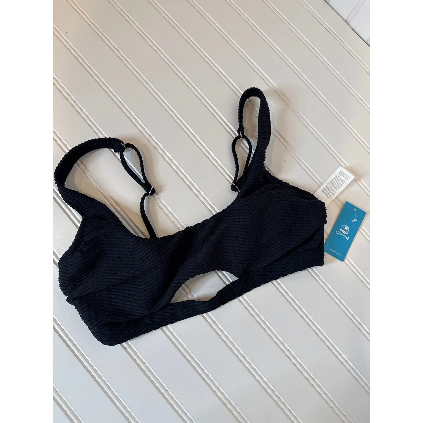 NWT Cupshe Lot of 3 Swim Bikini Tops - Black Green Blue Beach Surf Bundle Size M - Image 3