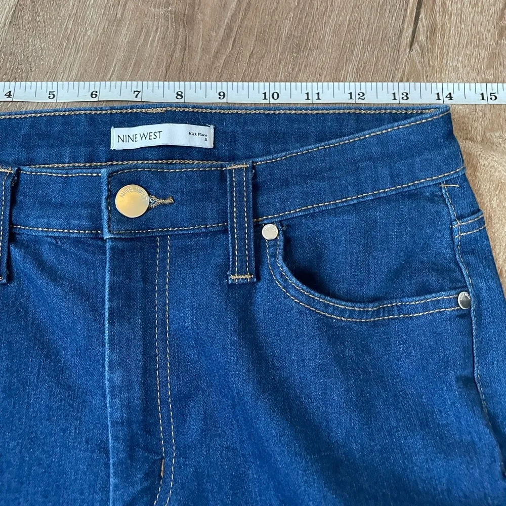Nine West Kick Flare dark wash denim bootcut jean ~ raw hem ~ women’s size 8 - Image 11