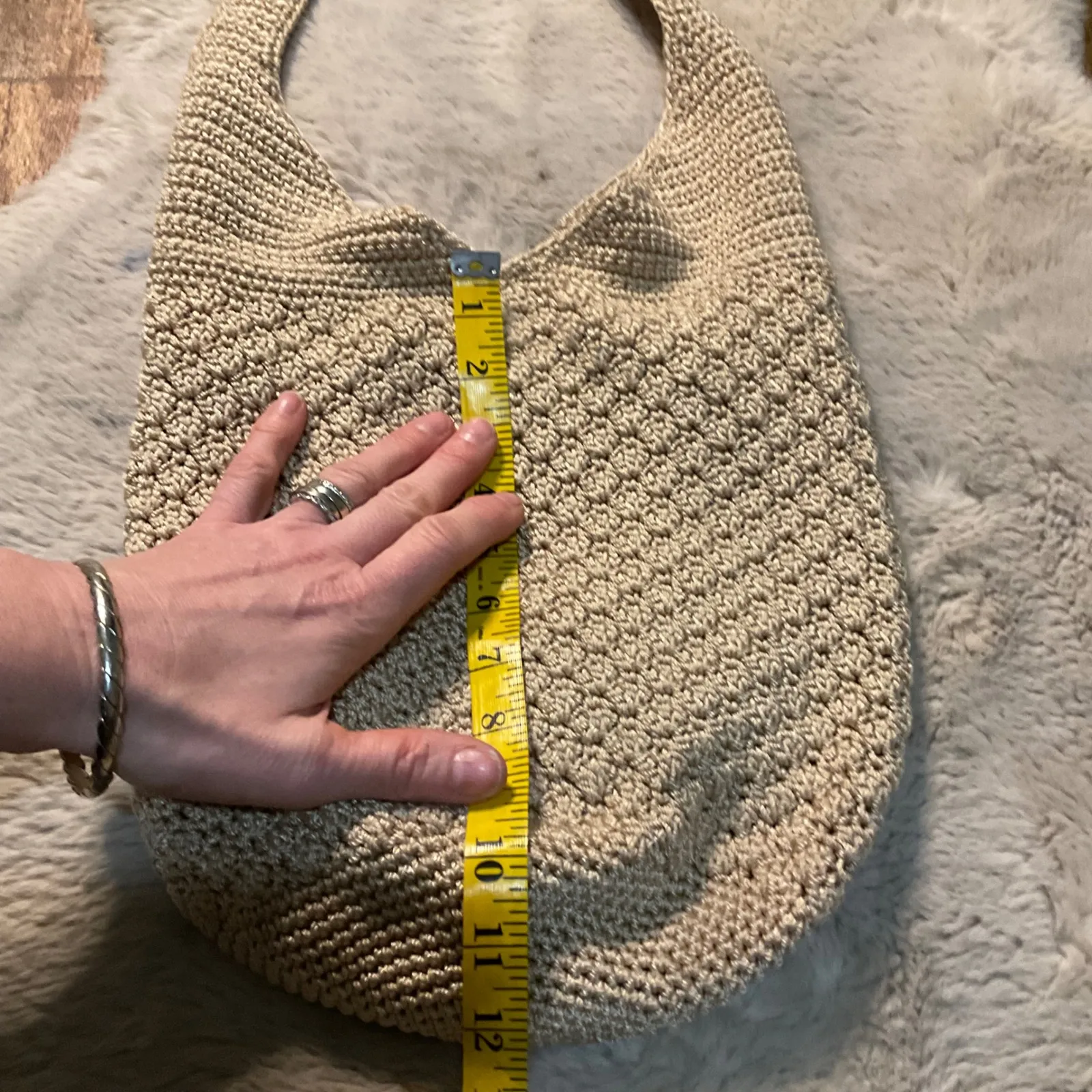 The Sak 120 Hobo Woven Bucket Bag Crochet Tan Purse - Image 4