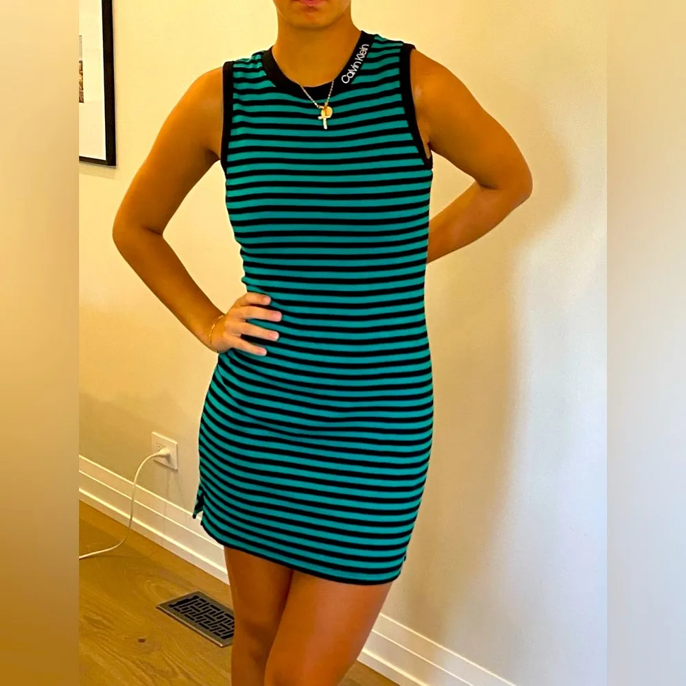 Cute CALVIN KLEIN casual dress💚🖤💚 - Image 5