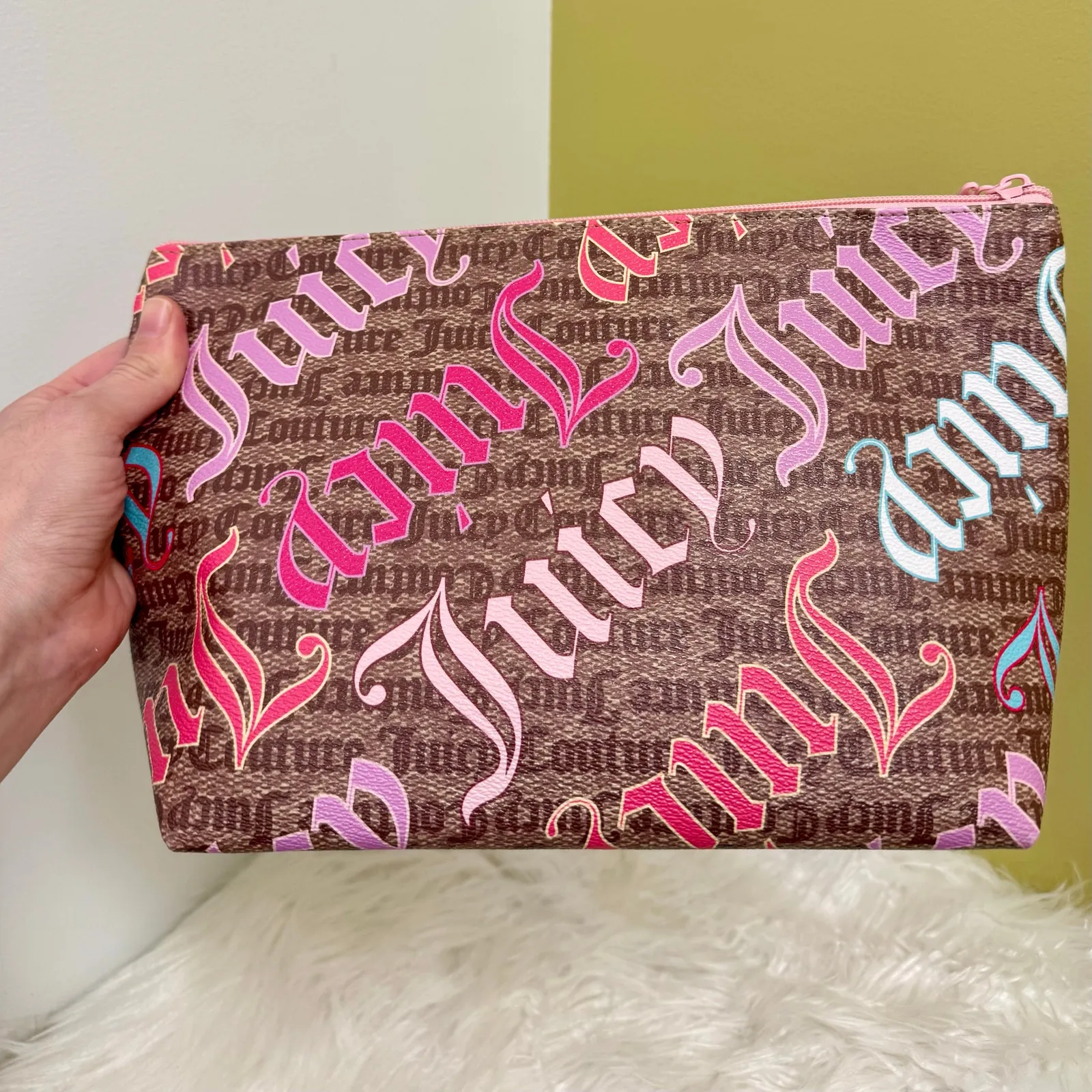 Juicy Couture Makeup Comestic Bag XL Rainbow All Over Logo Travel Clutch NWT - Image 5