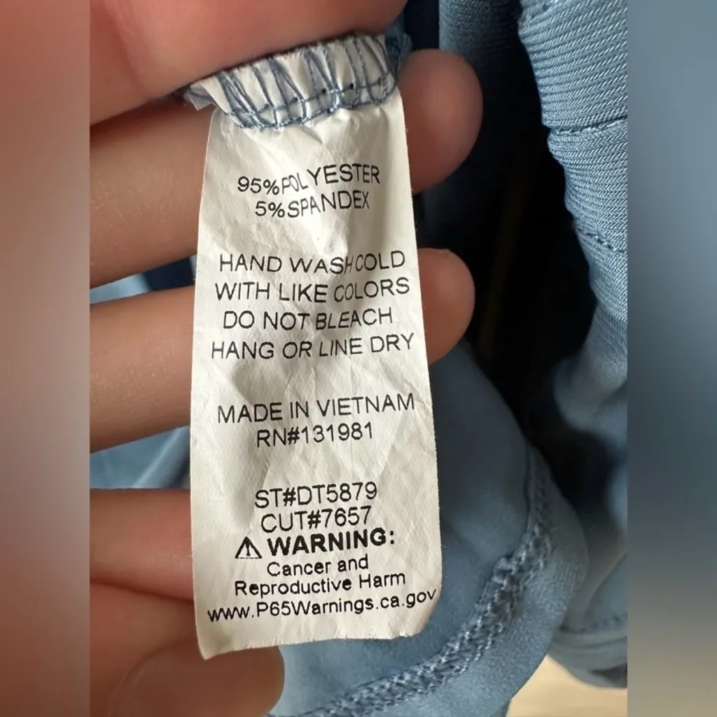 Corvia Women’s blue v - Image 3