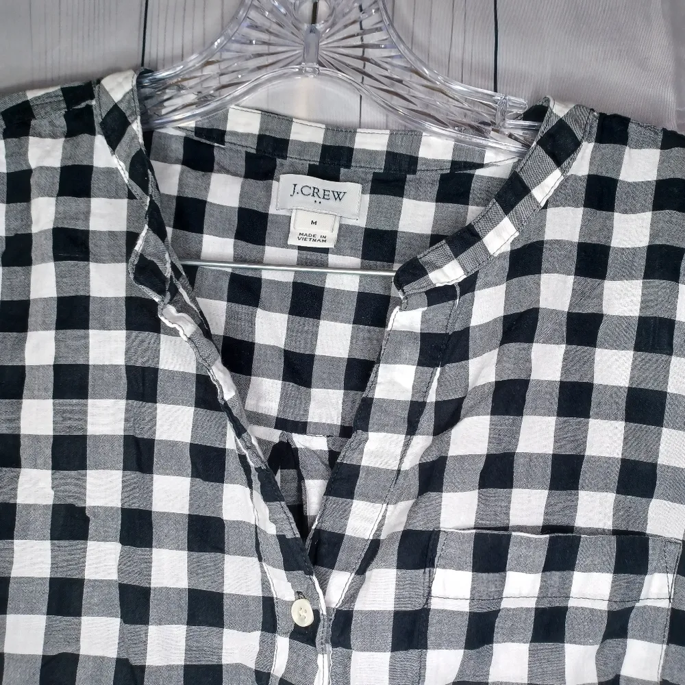 J.Crew Factory black and white plaid button - Image 2
