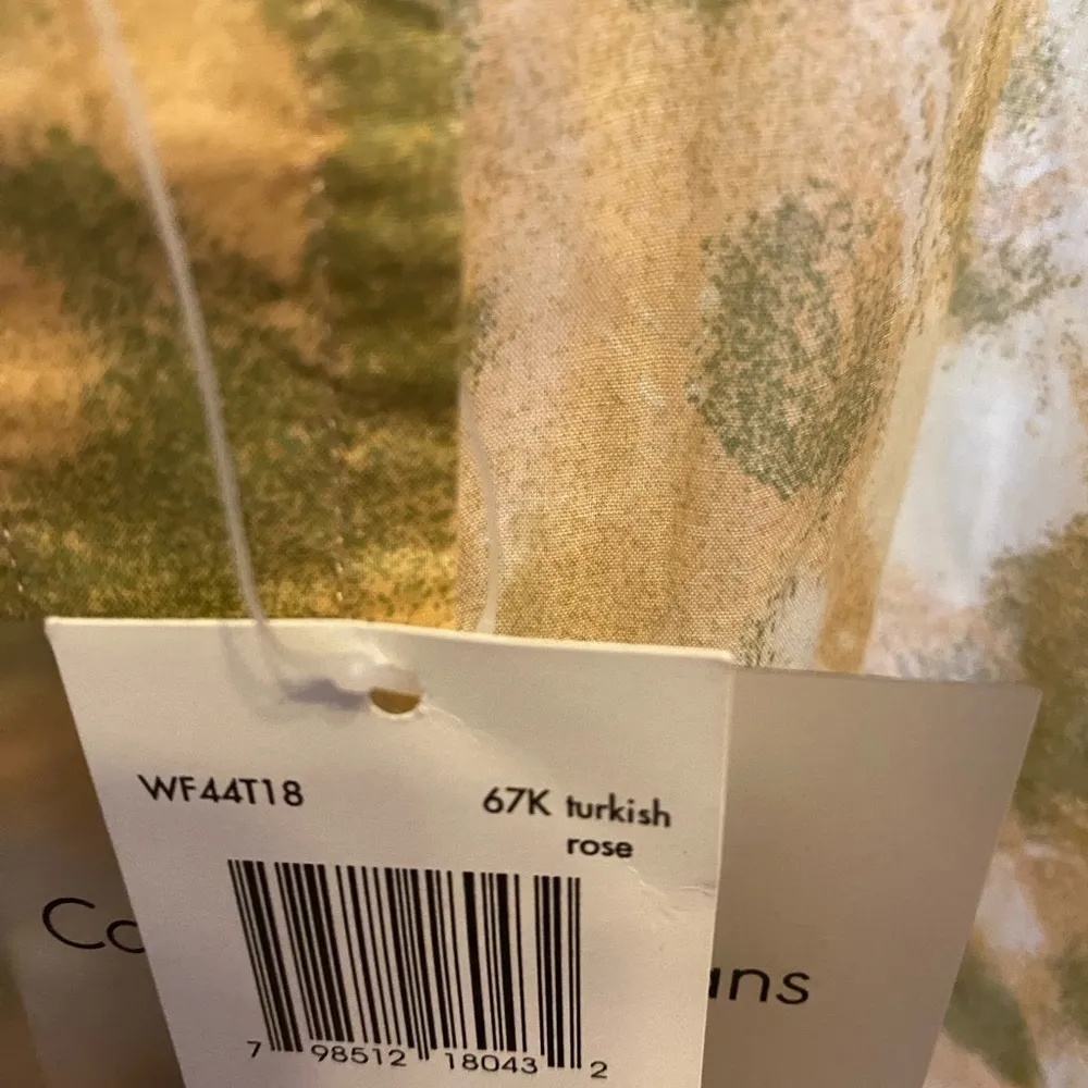 Calvin Klein Nwt XL  BUTTON  DOWN TOP - Image 14