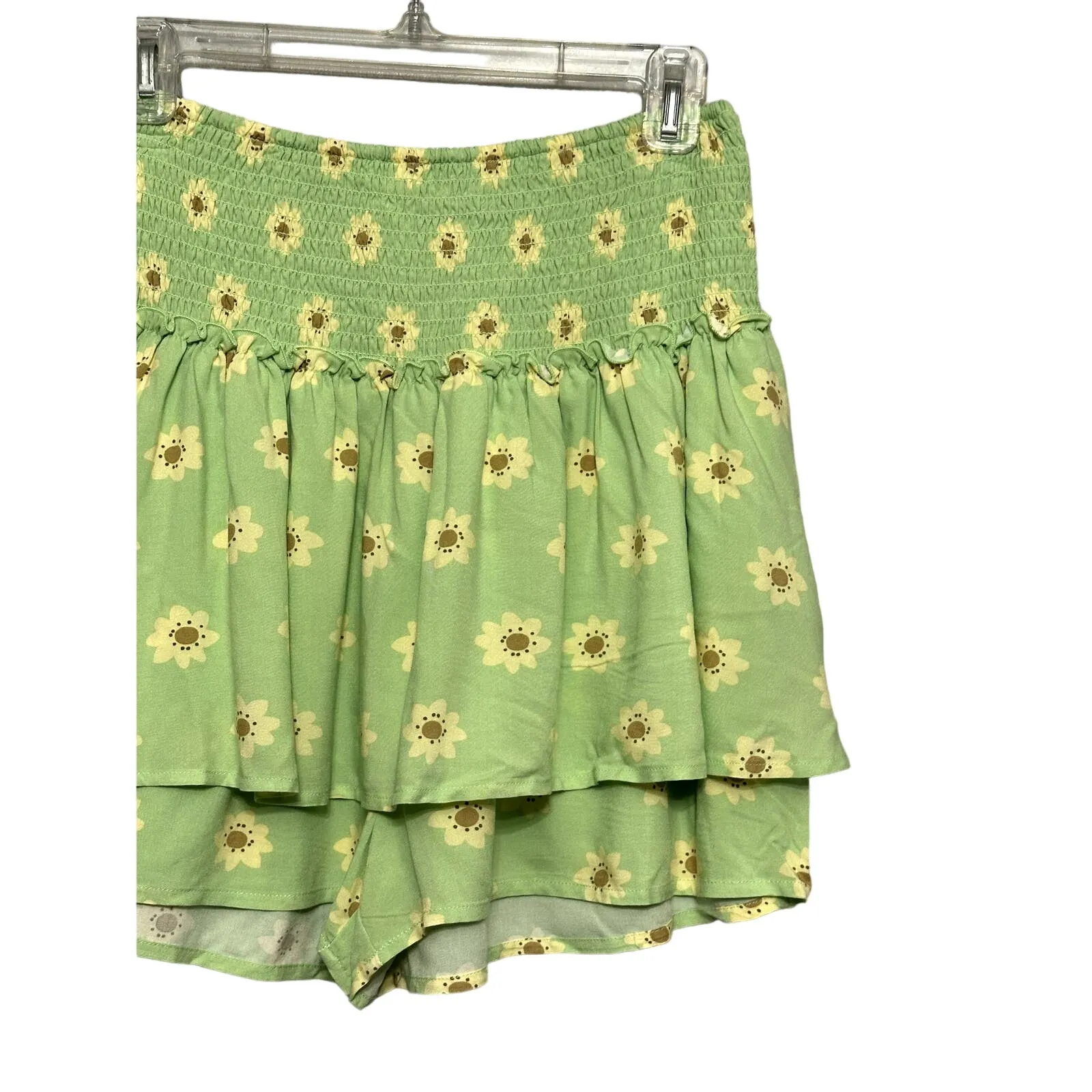 BP Skort Daisy Floral Smocked Waist Tiered Design Lightweight Multicolor M NWOT - Image 4