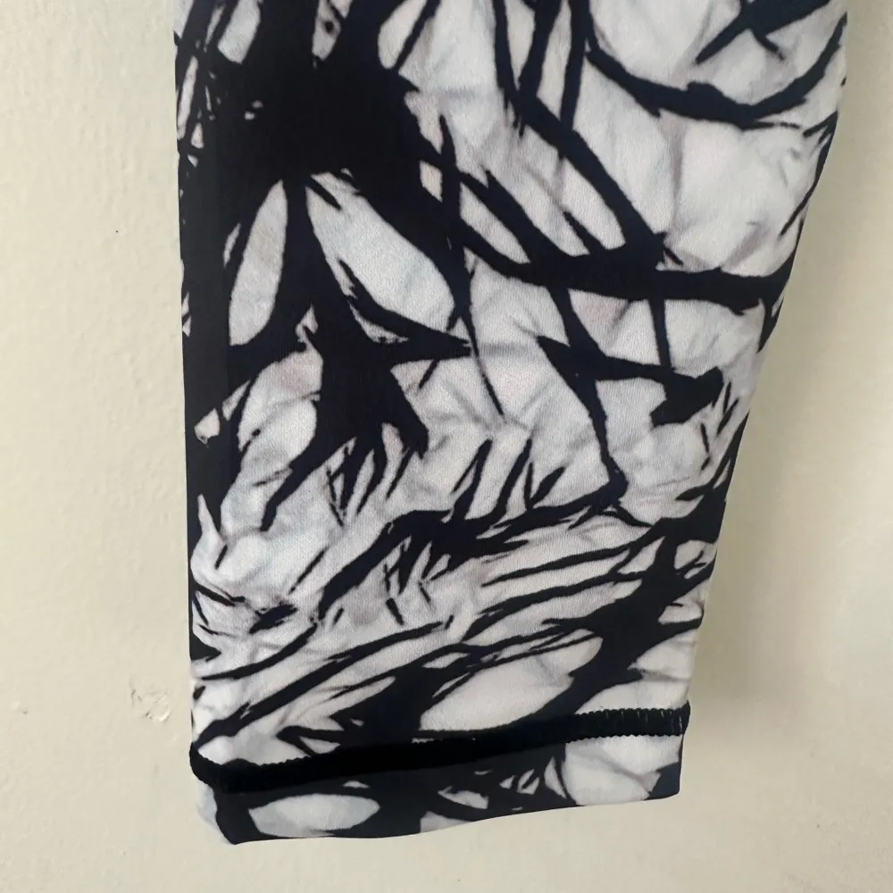 NIREUS leggings size M Size M - Image 4