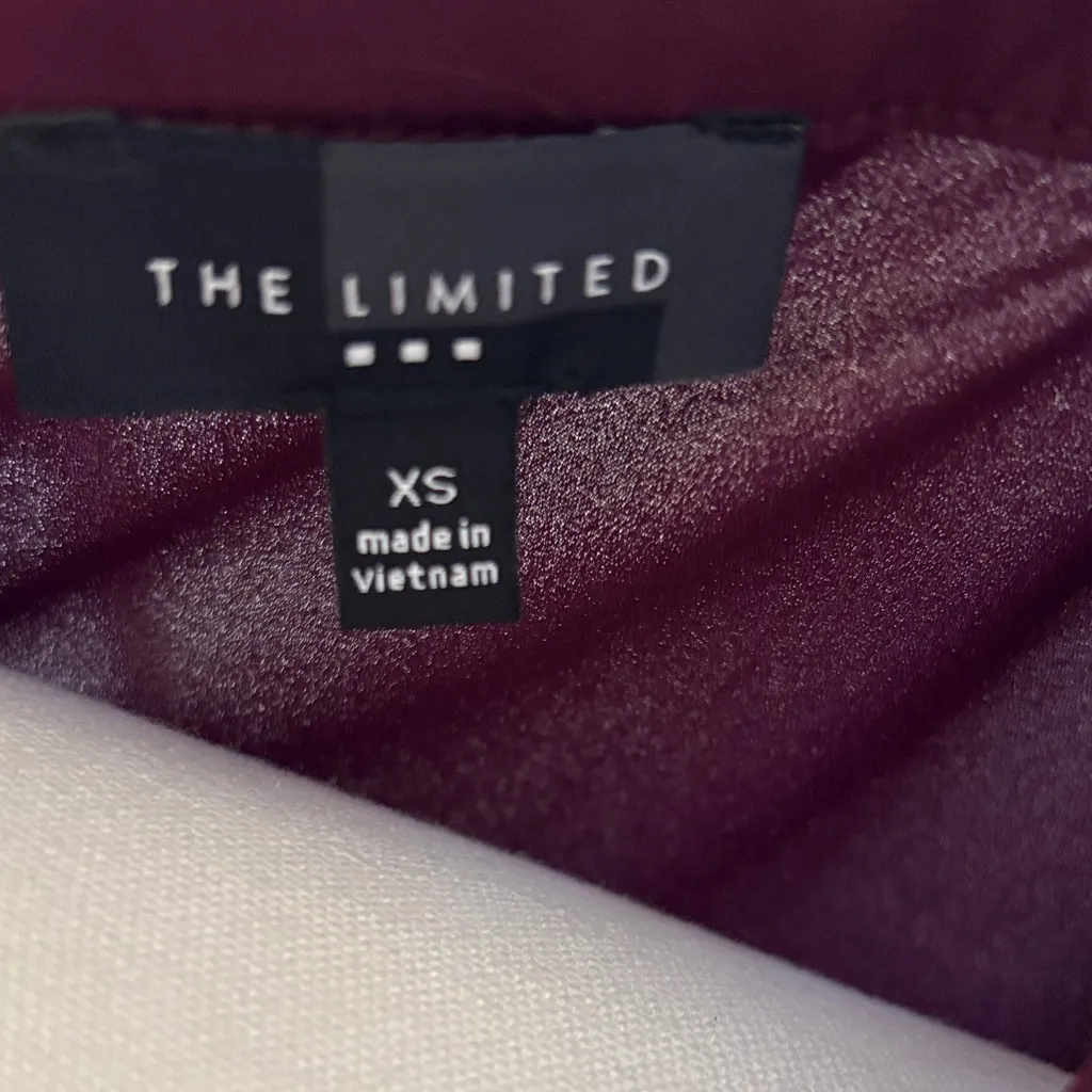 The Limited Merlot color 3/4 sleeve Women's assymetrical Blouse - Image 3