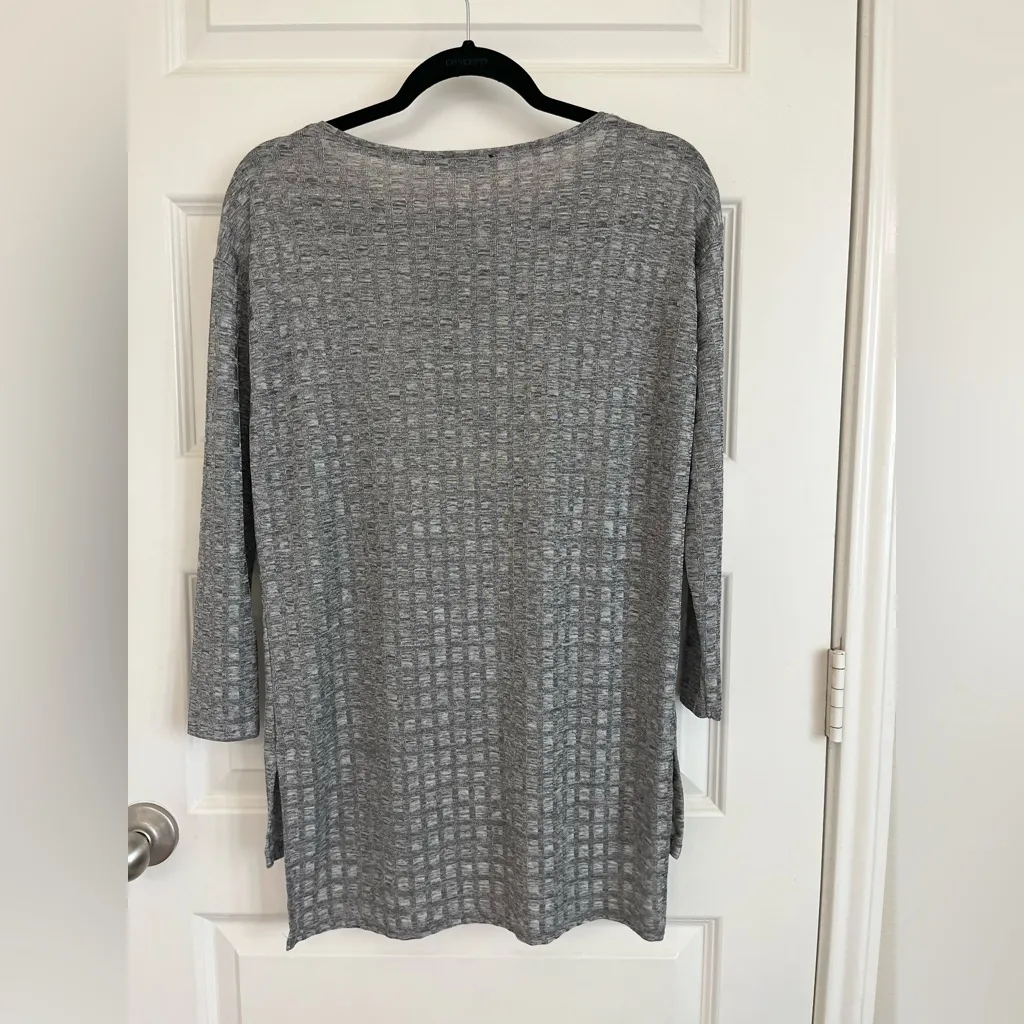 Zara W&B Silver Gray Textured Tunic Top Size S - Image 3