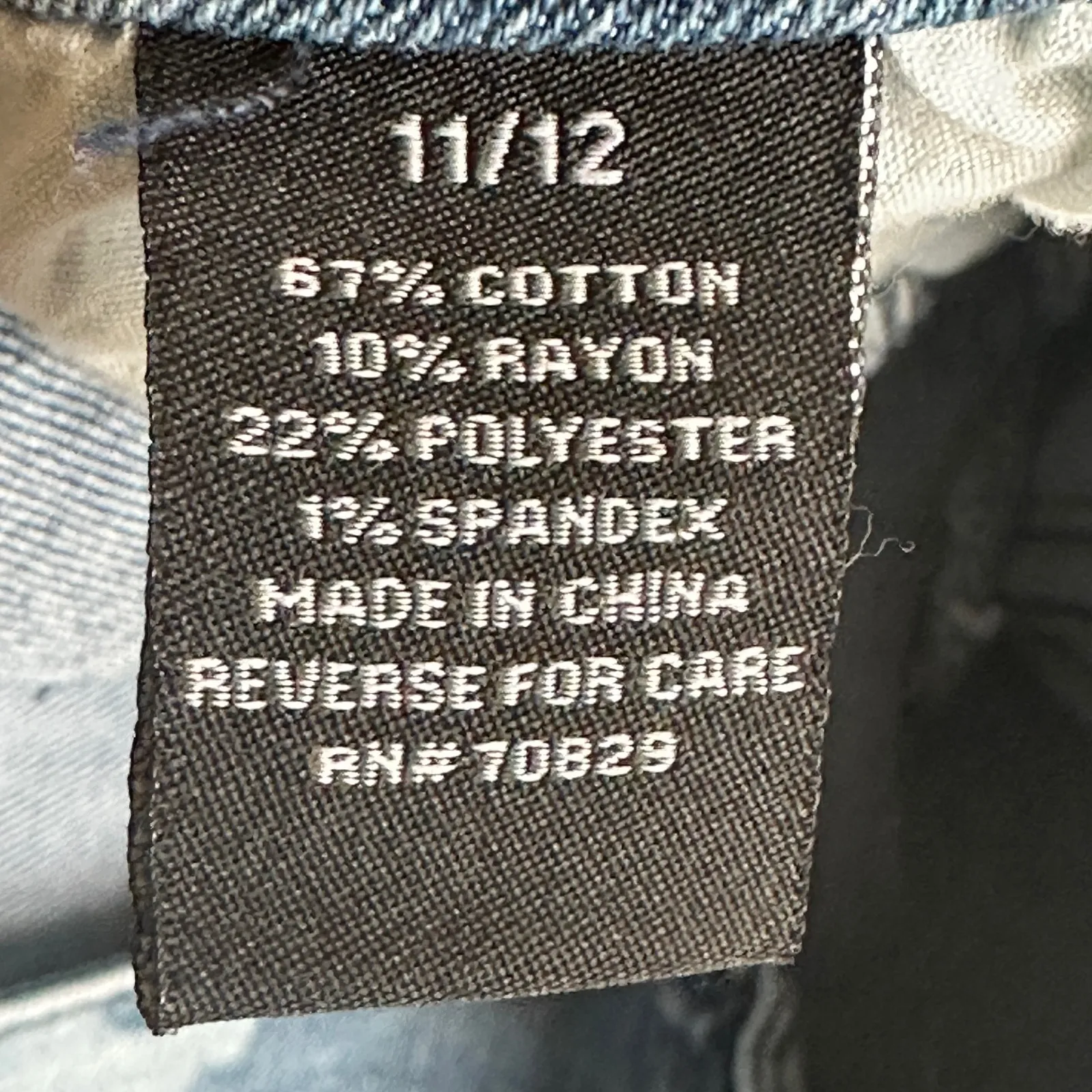 Rue21 Denim Shorts Womens 12 Medium Wash Stretch Floral Frayed Hem Boho Hippie - Image 4