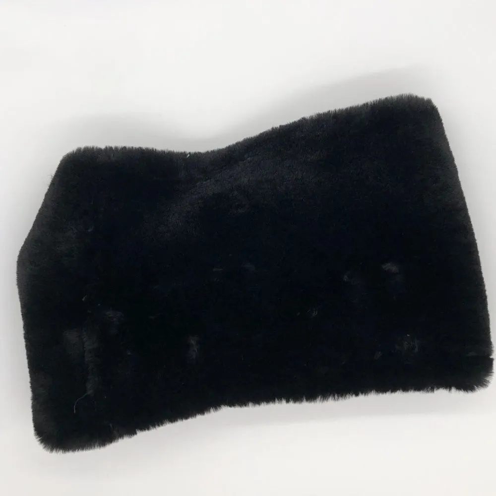 Akira Avondale Furry Collar scarf NWOT - Image 3
