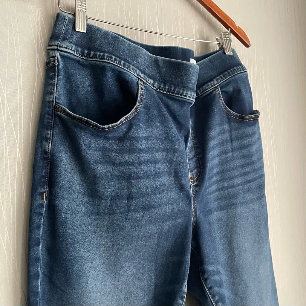 Lane Bryant Cropped Stretch Jeans size 18 - Image 3