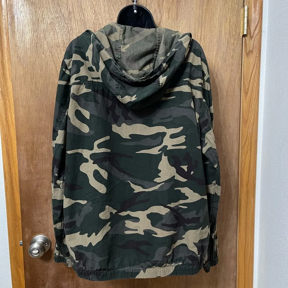 Denim and Flower Lightweight Camo Jacket - Image 14