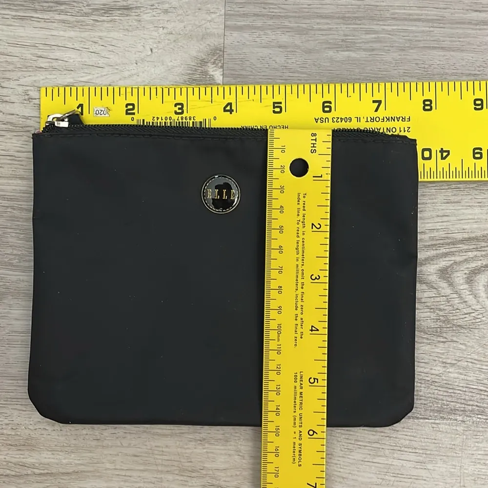 Black Zip Top Cosmetics / Makeup Bag / Travel Bag Approximately 8"x6" - Image 4