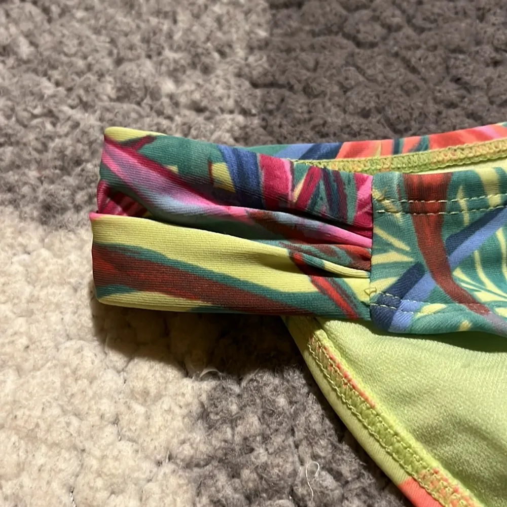 NWT Xhilaration Junior’s Tropical Green Bikini Bottoms Size Small - Image 3