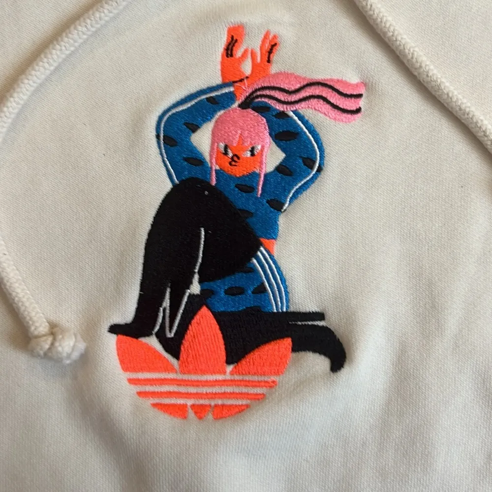 Adidas Adicolor Essentials x Egle Womens No-Dye Organic Crop Hoodie - Image 4