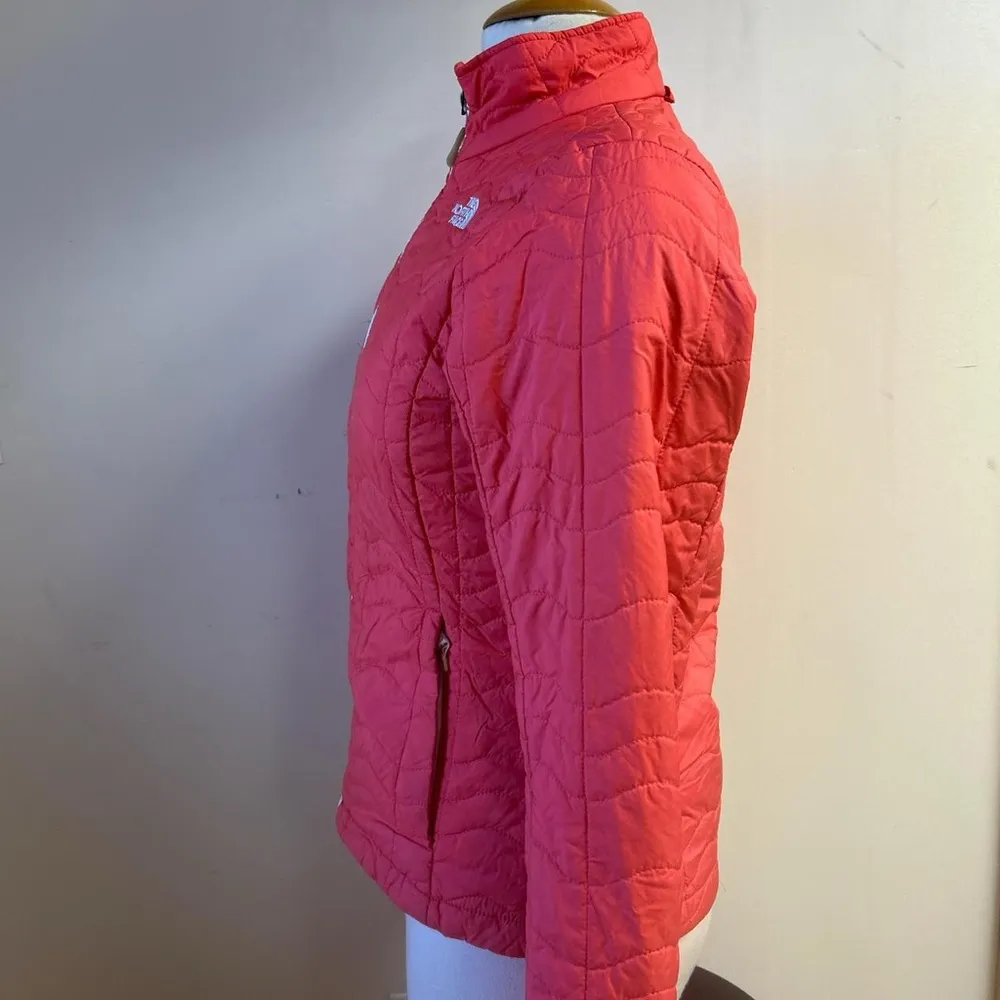 Women’s The North Face Bombay Puffed Quilted Jacket in pink/orange size S - Image 6