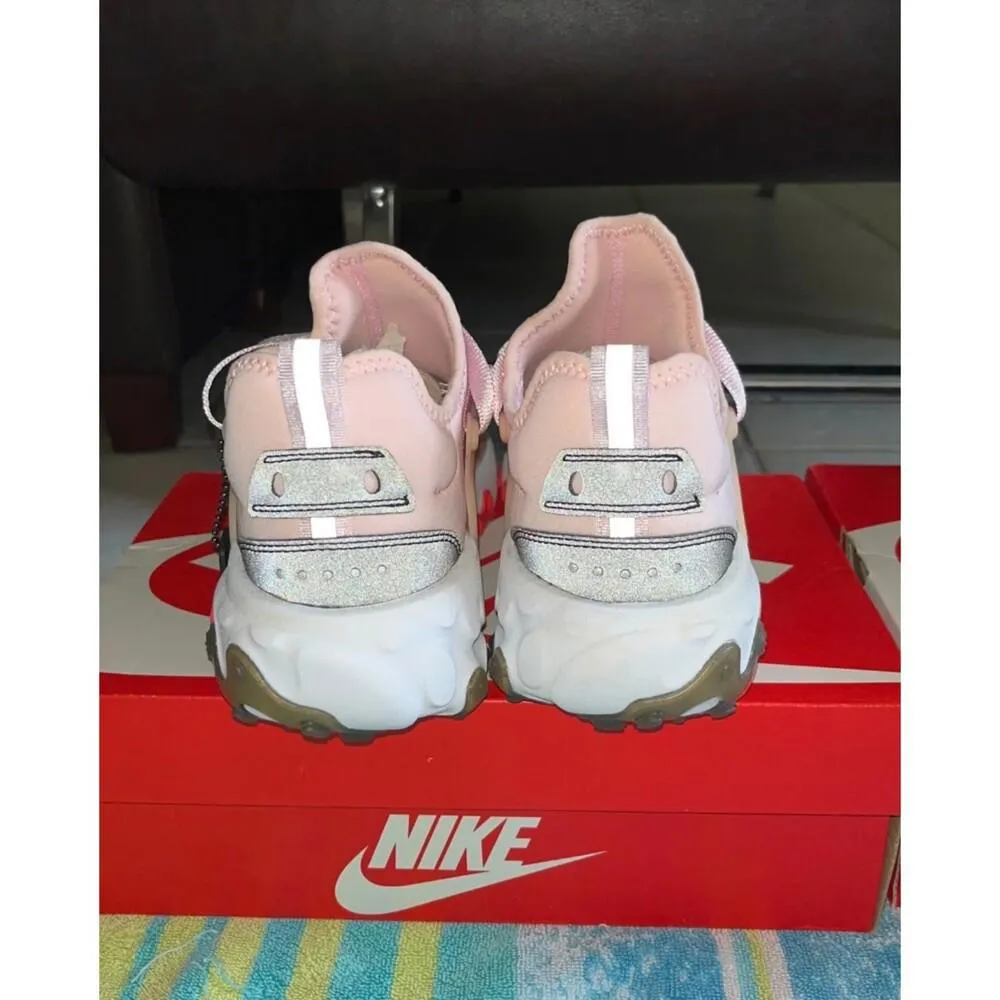 Nike Women's React Presto Running shoes - Image 3