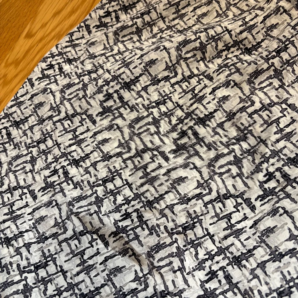 Joie 100% Silk Sz M Tapered Leg Pull On Flowy Geo Print Pants Academia Chic Blue - Image 11