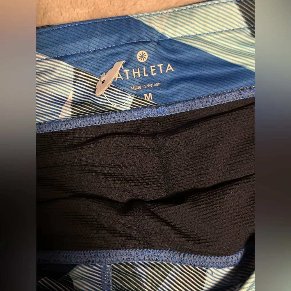 Athleta  Tenis Skort Size M - Image 2