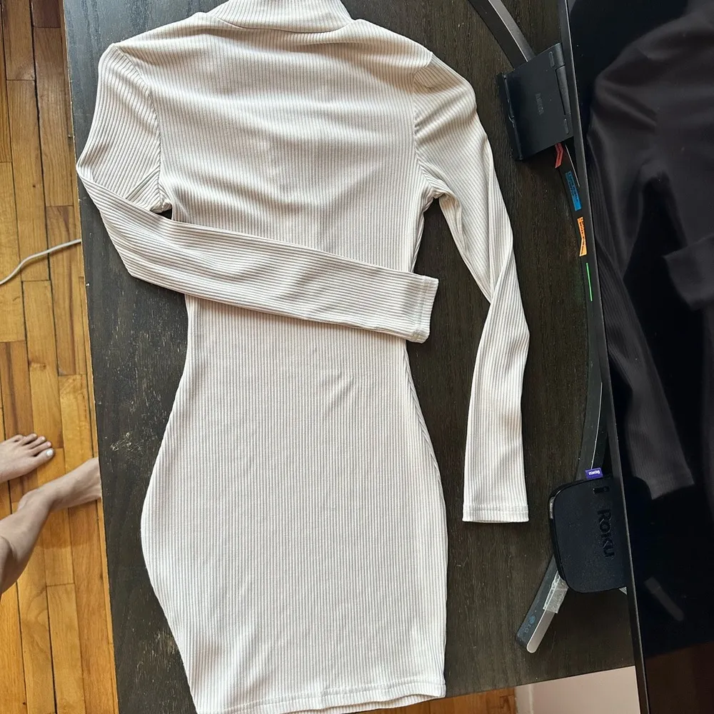 Ribbed 3/4 Zip Long-Sleeve Dress Cream - Image 4