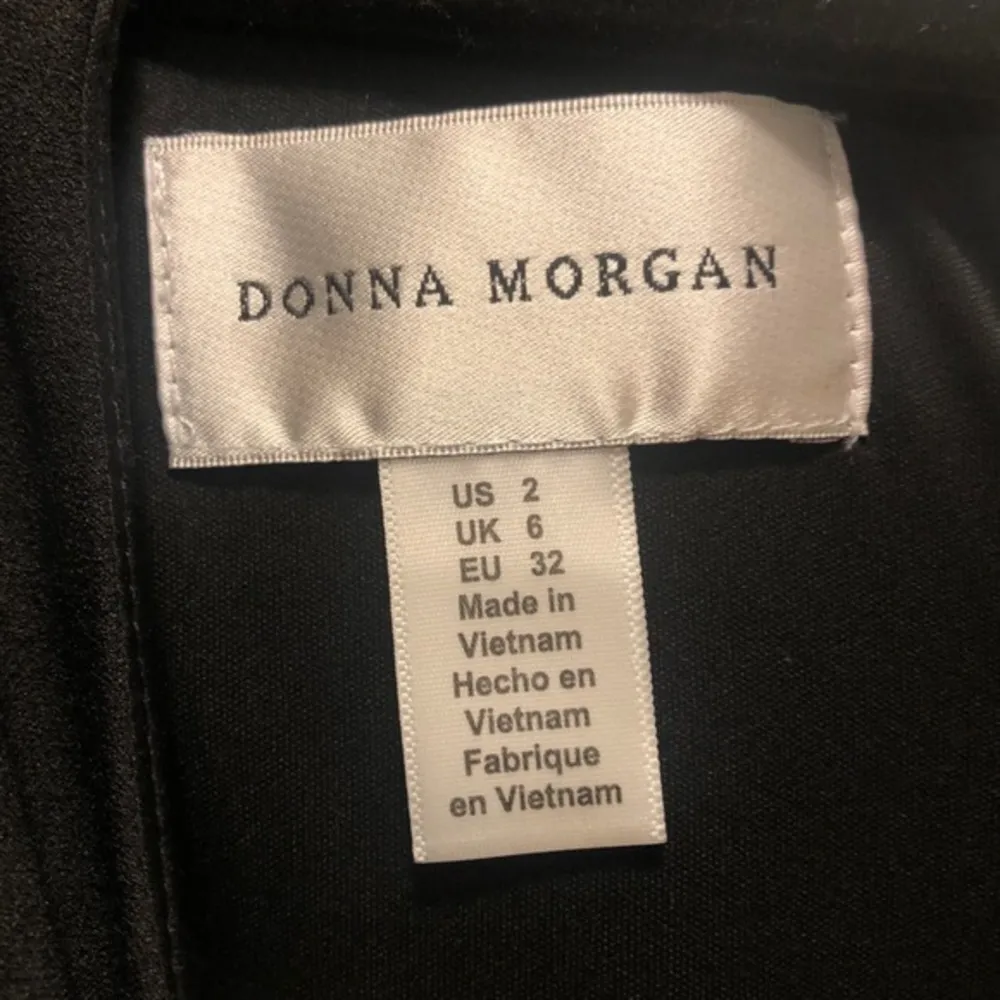 Donna Morgan Ruffle Hem Dress - Image 6