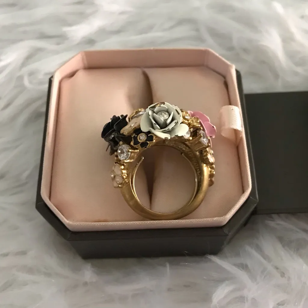 Juicy Couture Multicolor Enamel Jeweled Flower Ring Y2K‎ - Image 7