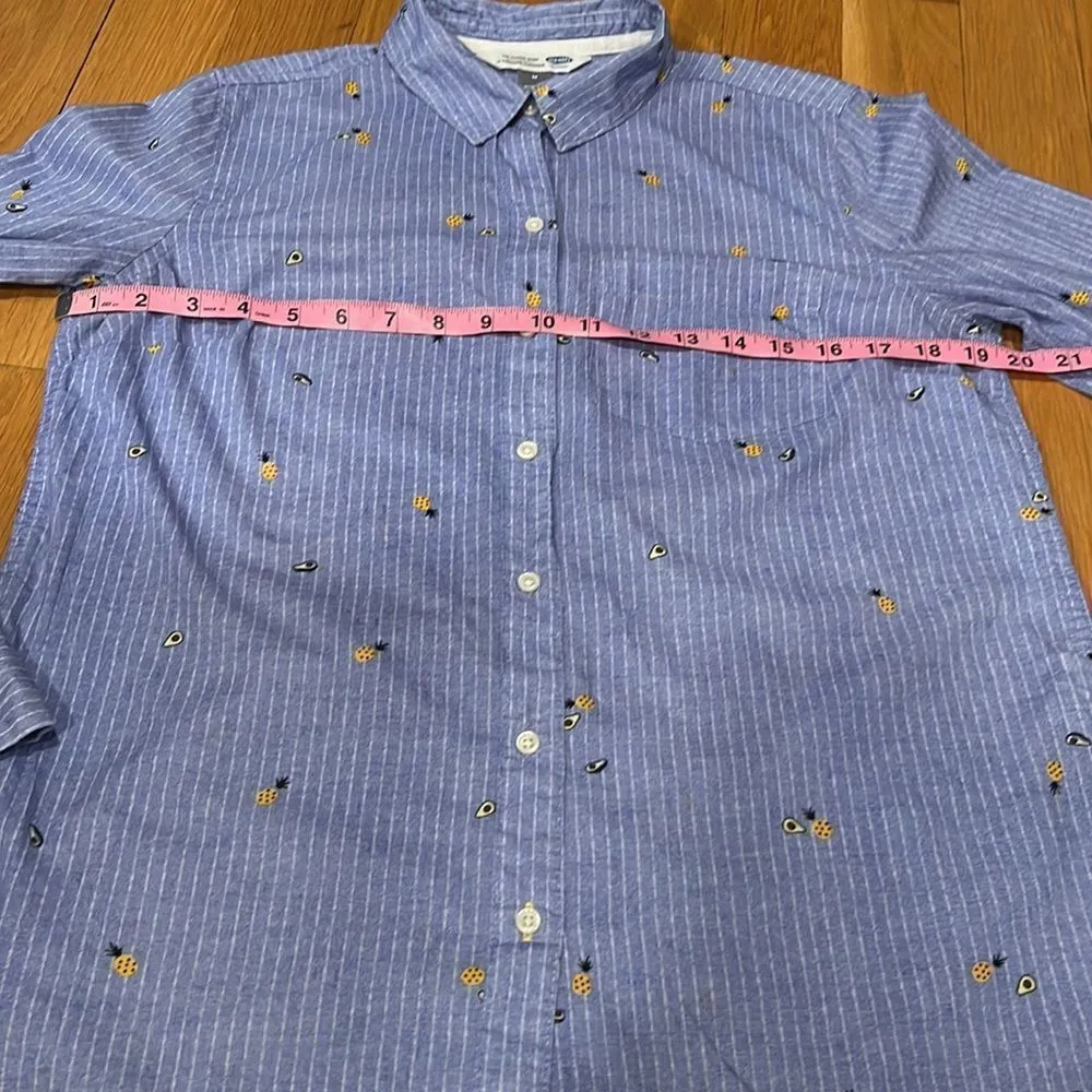OLD navy classic shirt long sleeve button down shirt size medium. - Image 4