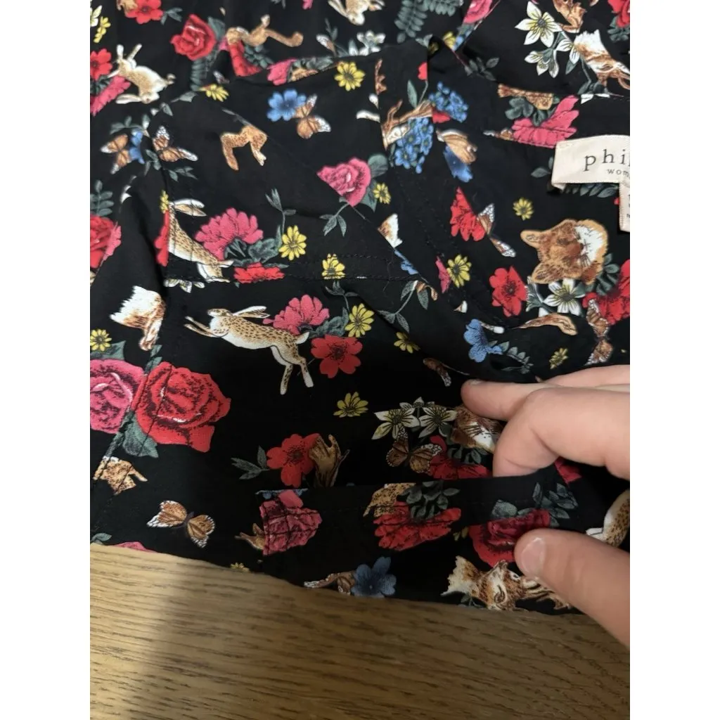 Philosophy Women Size 1X Popover Tunic Black Floral Bunny Fox Deer Wildlife - Image 10