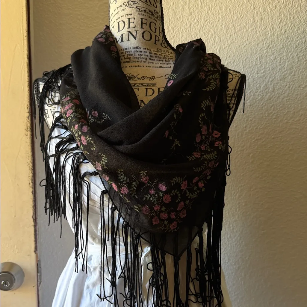 Jones New York Beautiful Black Scarf with Pink Floral Accents - Image 8