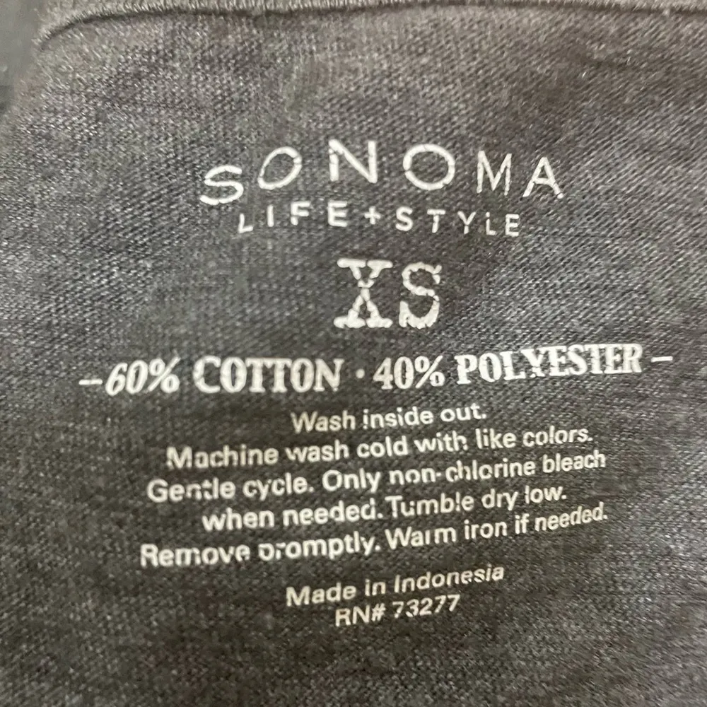 “Bloom Where You’re Planted” grey tee / XS / Excellent condition - Image 11