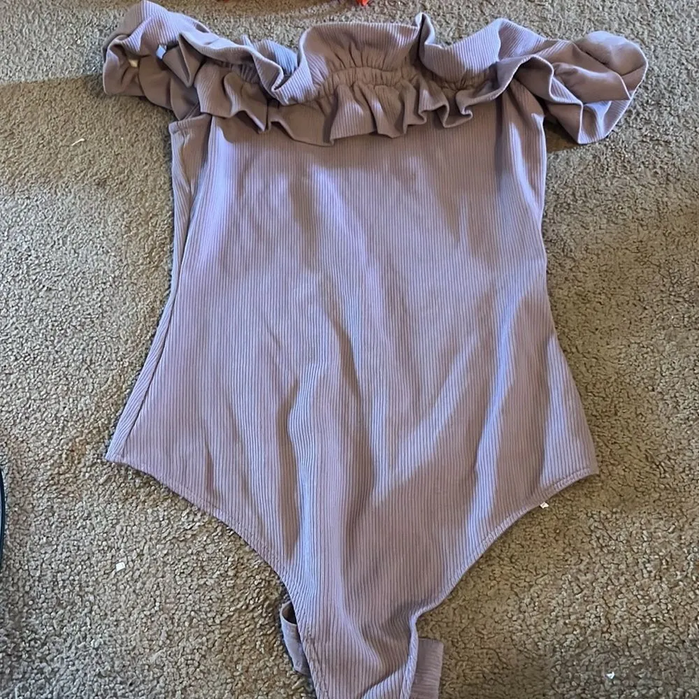 Privacy please lilac ruffle trim bodysuit small - Image 3