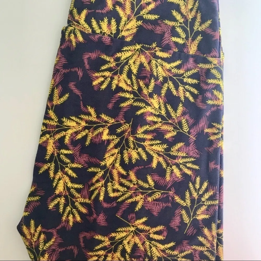 LuLaRoe Softest Wheat Print Leggings - Image 2