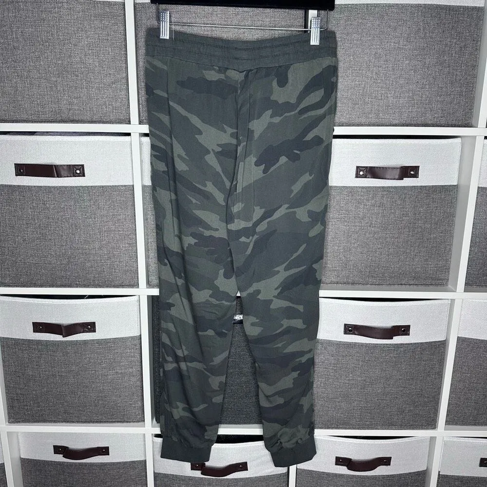 Splendid Camo & Gray Print Jogger Pants Drawstring Waist Size Small - Image 12
