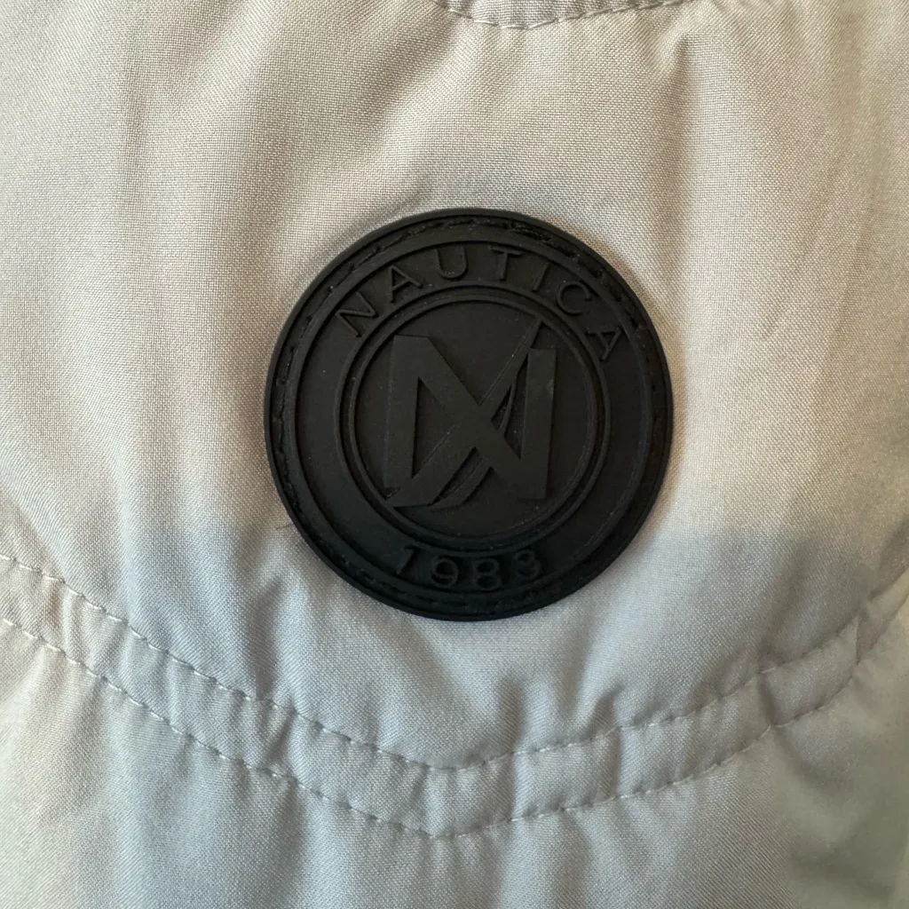 Nautica Women's Quilted Hooded Jacket - Light Gray Size Medium - Image 6