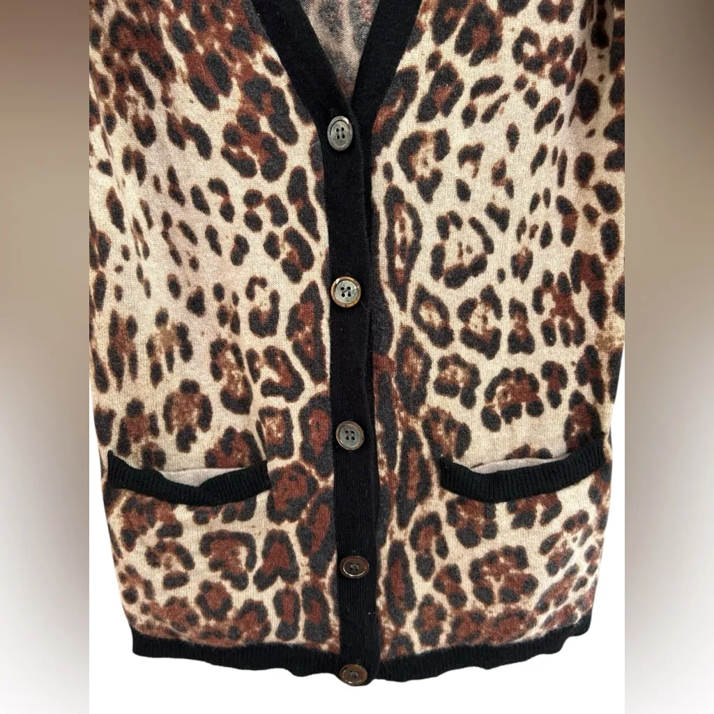 James & Erin Women’s Leopard Animal Print Cashmere Long‎ Sleeve Cardigan Sweater Black Size XS - Image 2