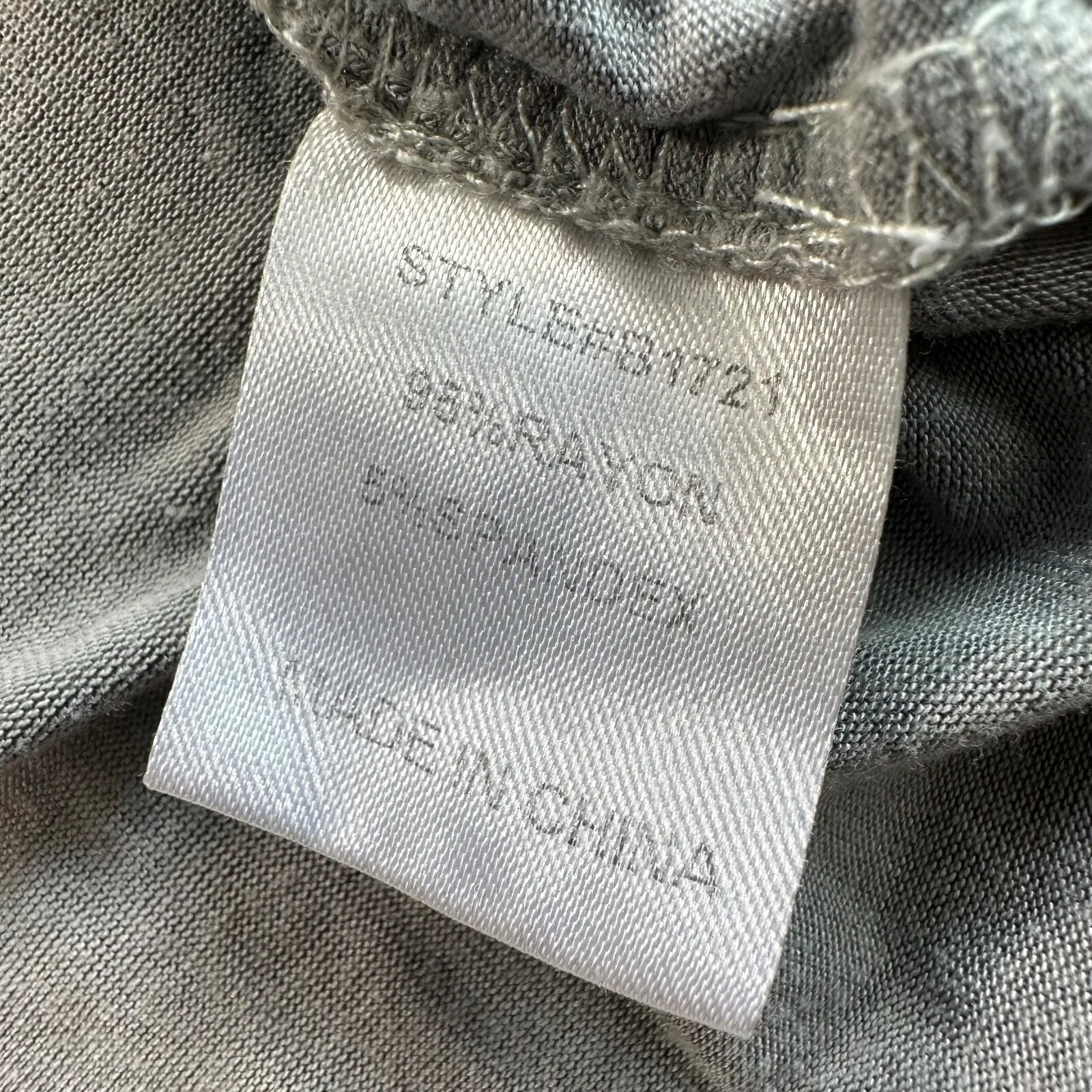 Jodifl Cutout Choker Tee Shirt Women Medium Gray High Low Dolman Sleeve Distress - Image 7