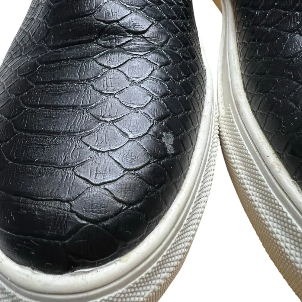 Coconuts by Matisse  black snake-embossed platform sneakers - Size 9.5 - Image 5