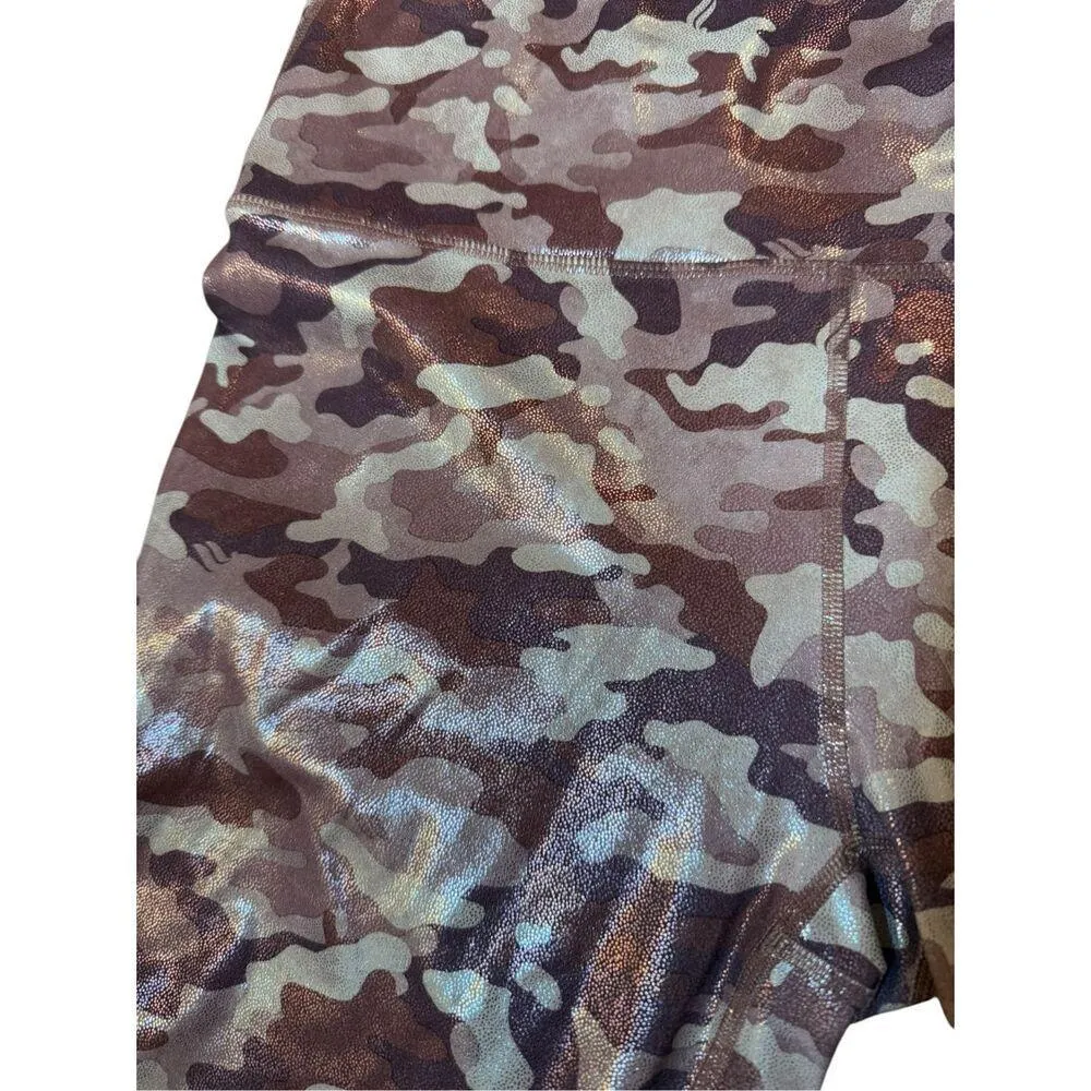 Fabletics Define PowerHold High-Waisted Capri in Pink Shine Logo Camo Sz S - Image 7