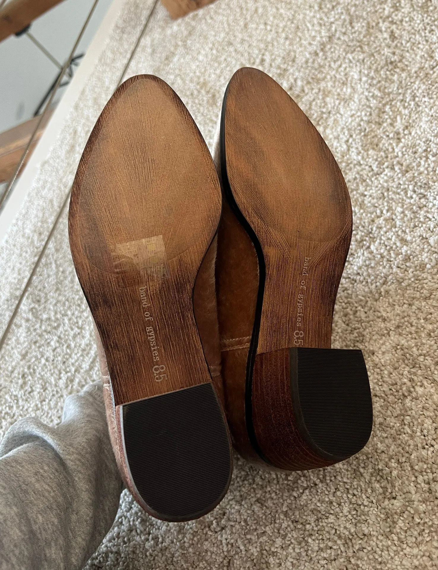 borderline velour booties - Image 4