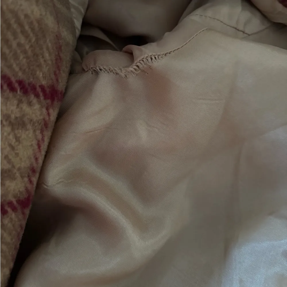 VTG J. Crew Plaid Clueless Preppy Wool Belted Trench Coat M Pockets Lined - Image 12