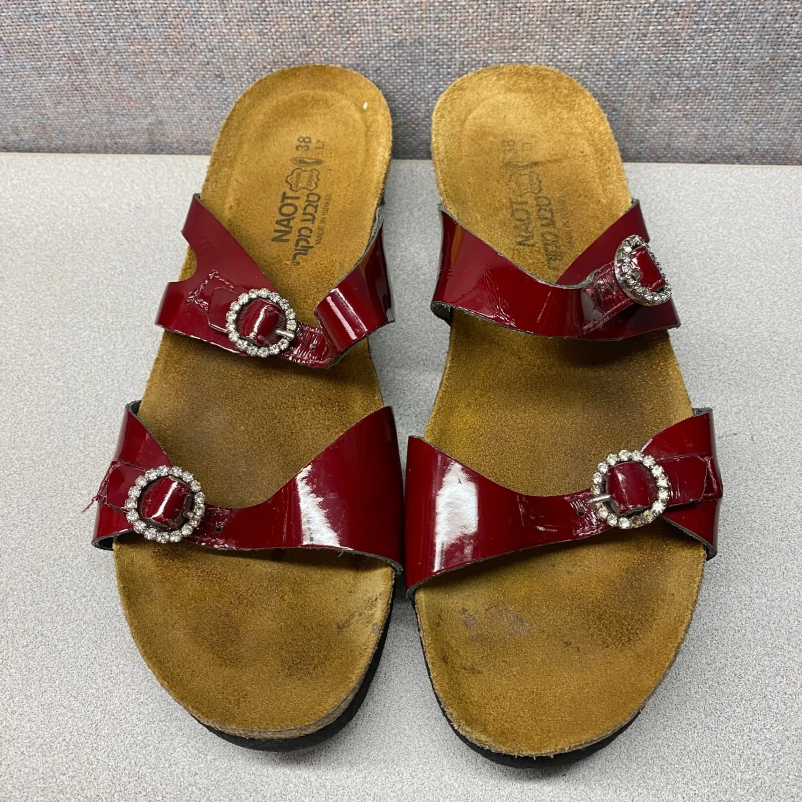 NAOT Red Patent Leather Rhinestone Buckle Footbed Sandals Women Size 38 FLAWED - Image 5