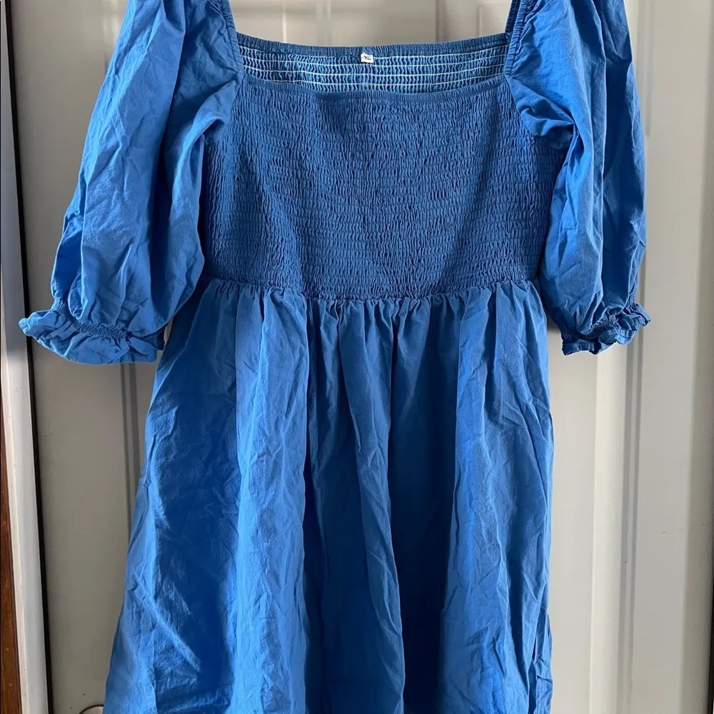 Blue cotton smocked a - Image 6